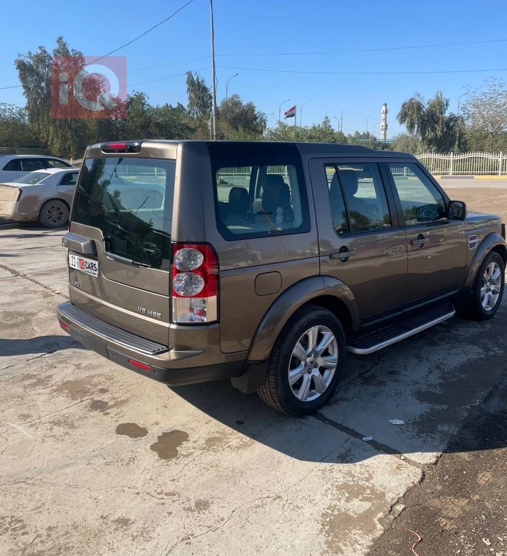 لاند روفر LR4